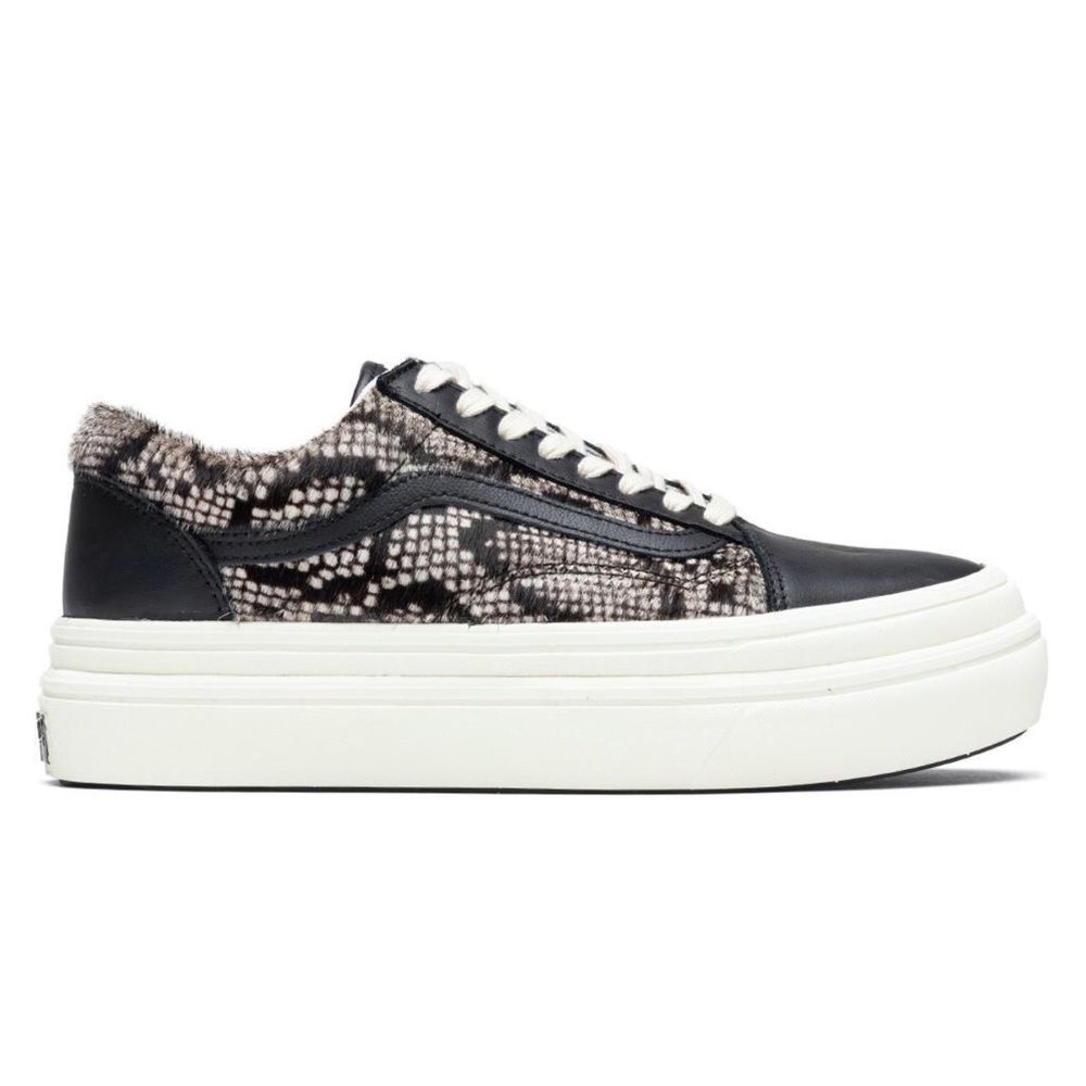 NWOT Authentic Vans Unisex Sneakers